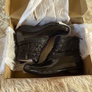 Sperry duck boots
